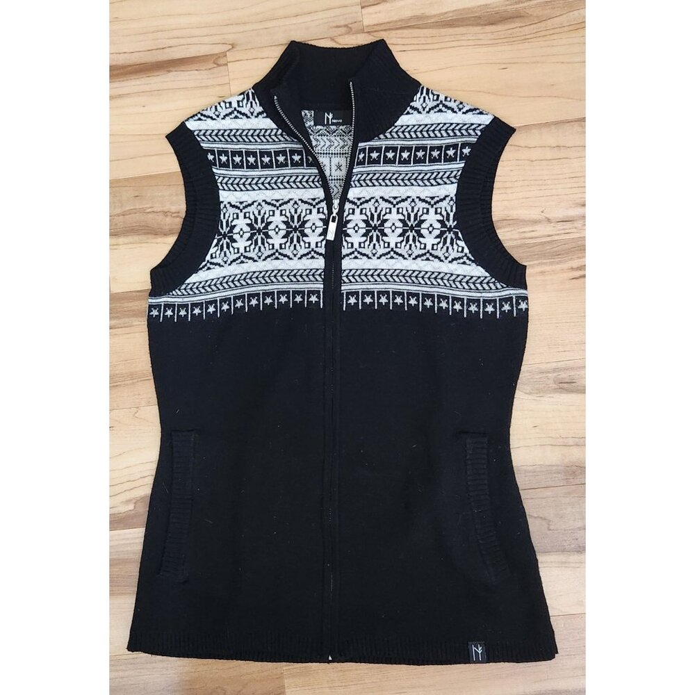 Neve Womens Black & White Nordic Style Full-Zip Sleeveless Sweater Vest